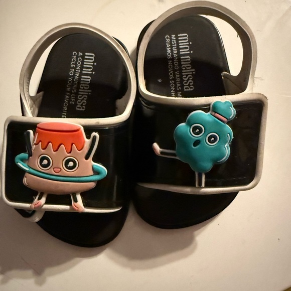 Mini Melissa Other - Mini‎ Melissa Kids Black Sandals/ Brave +Turma Do Pudding
